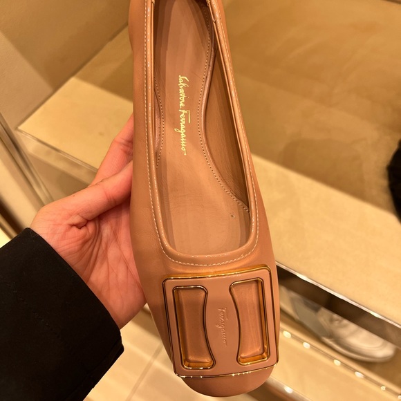 Salvatore ferragamo - Picture 1 of 3